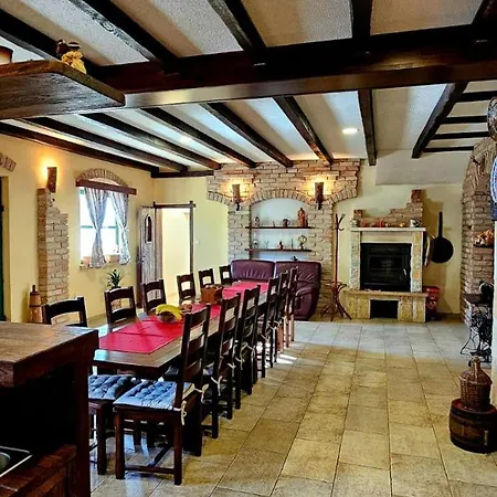 Villa Ruzin Dvor *