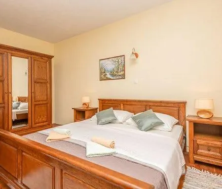 Villa Ruzin Dvor *
